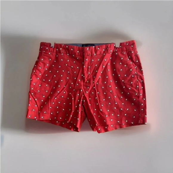 Banana republic Shorts Womens size 10 red with white anchor 5” Inseam Nice Cond - Picture 1 of 10